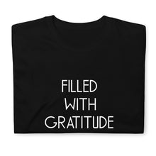 T-shirt unisexe à manches courtes Black Gratitude